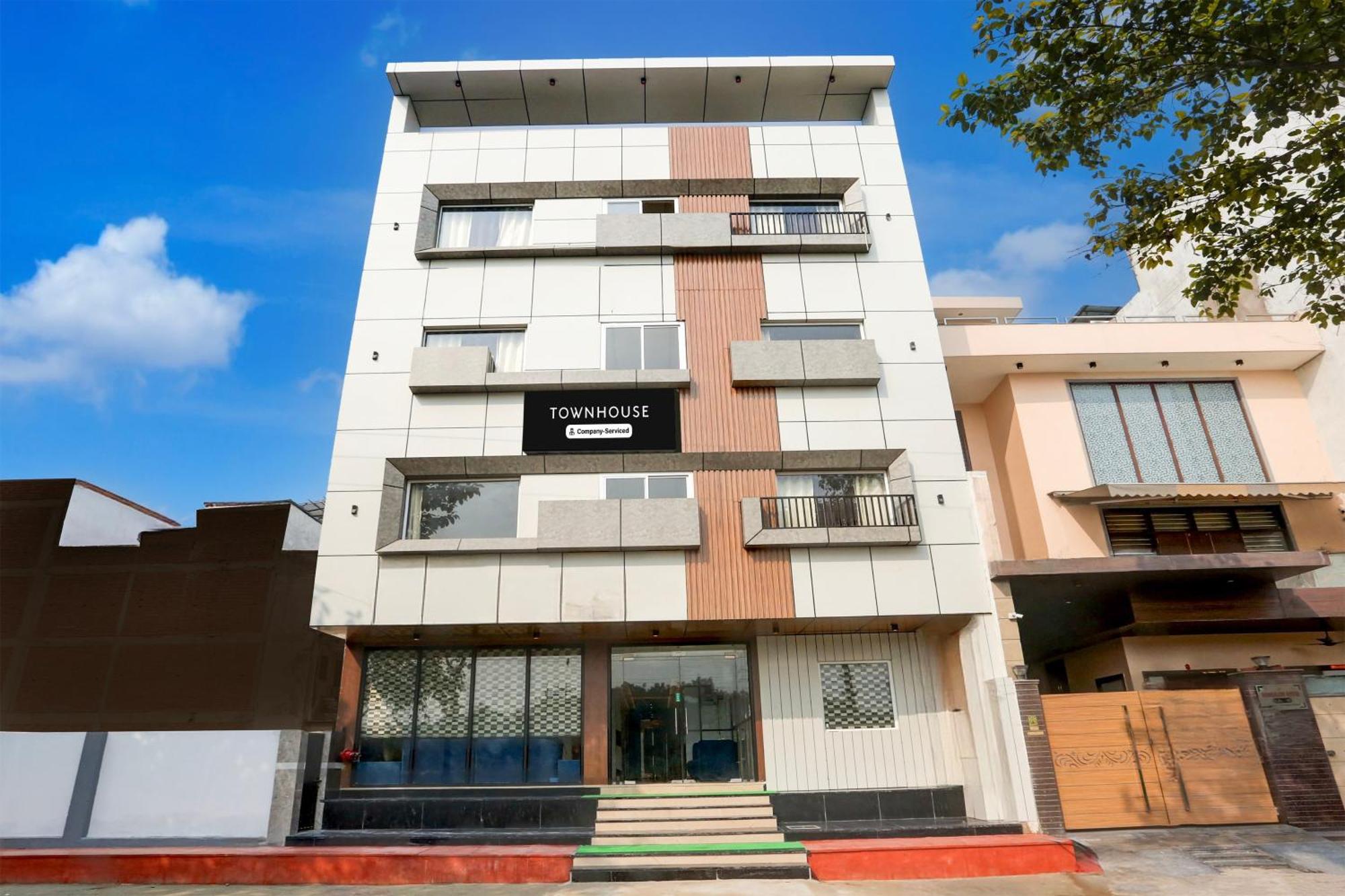 Super Townhouse Taj Nagri Phase 2 Formerly Grand Rivera Tājganj Eksteriør billede